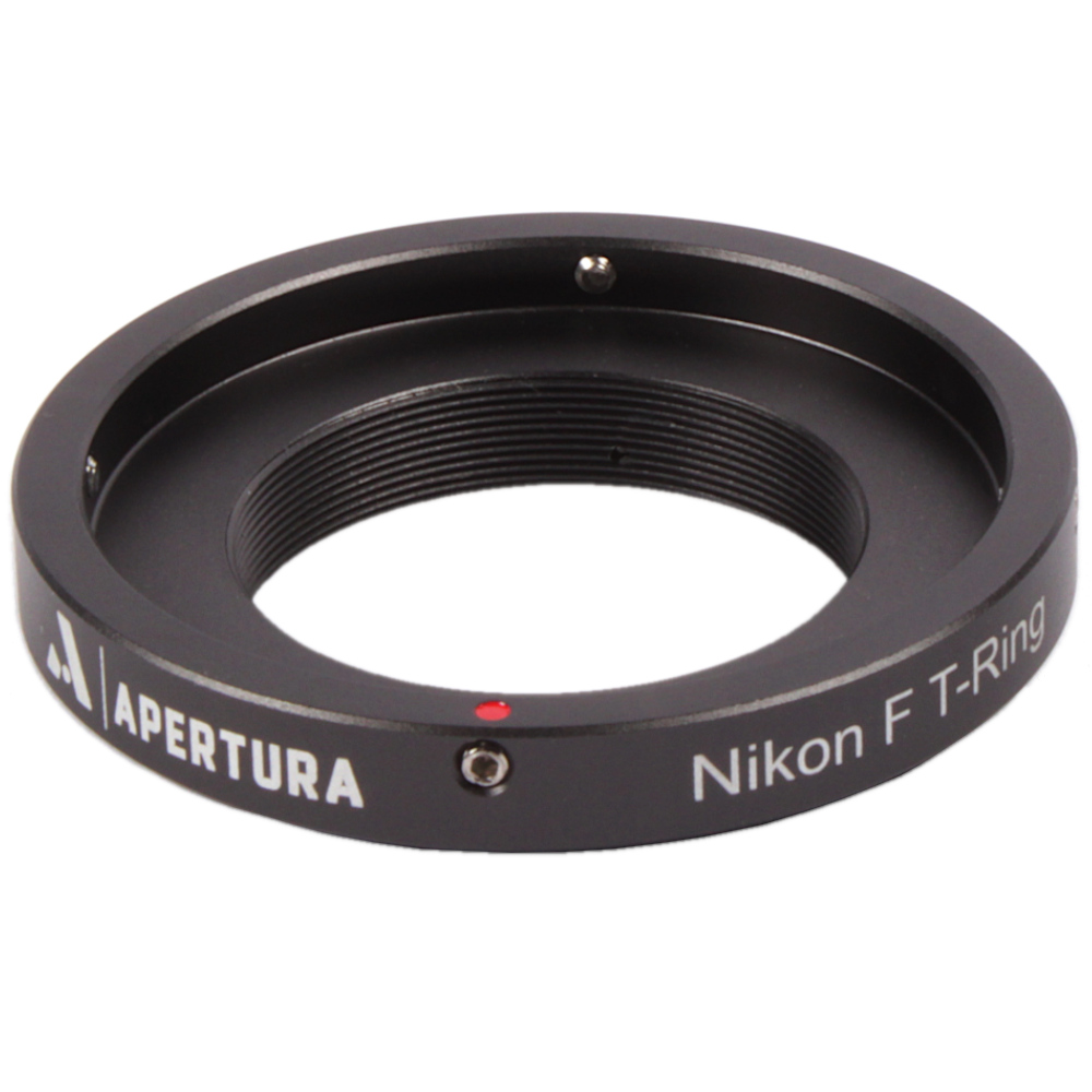 The Apertura Ultimate Nikon F T-Ring with no insert installed