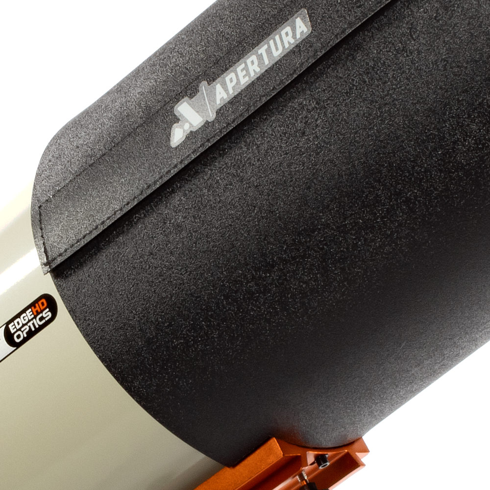 {{A close up of the Apertura dew shield installed on a Celestron 8